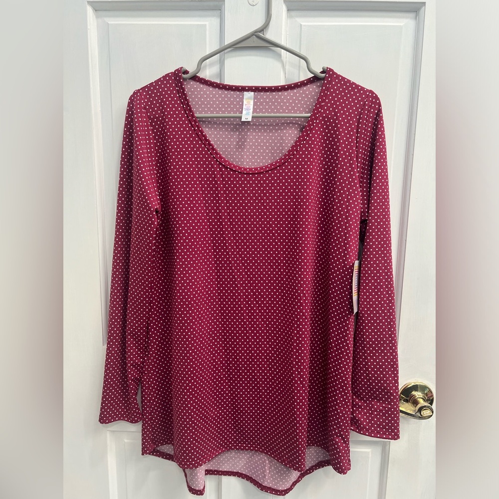 LULAROE NWT Lynnae Polka Dot Long Sleeve Flowy Top Blouse SIZE MEDIUM 10-12 NEW